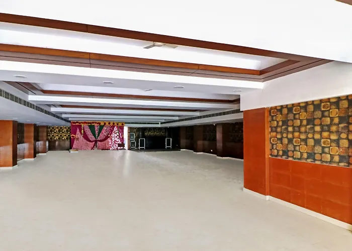 Treebo Galaxy Rooms New Delhi